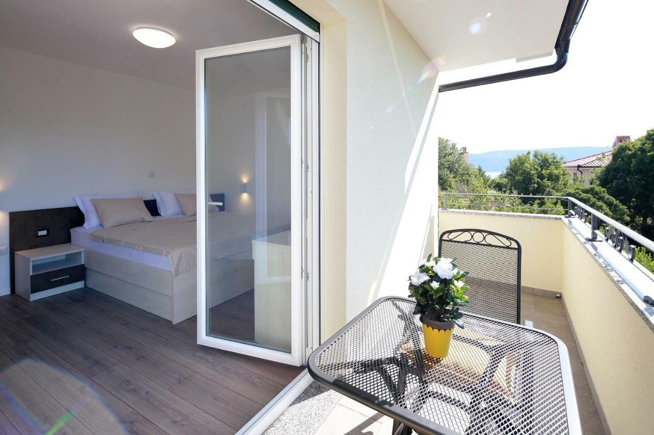 Apartmani Judita Pinezići Exterior foto
